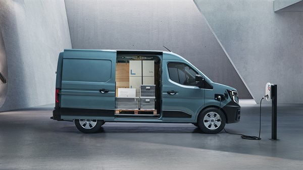 1.312 mm rennanlegt hliðarop - Renault Master