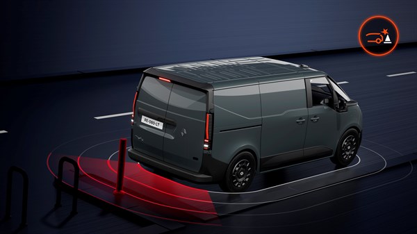 new Renault Trafic Van E-Tech electric - rear automatic emergency braking