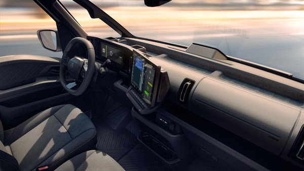 new Renault Trafic Van E-Tech electric - automatic front air conditioning