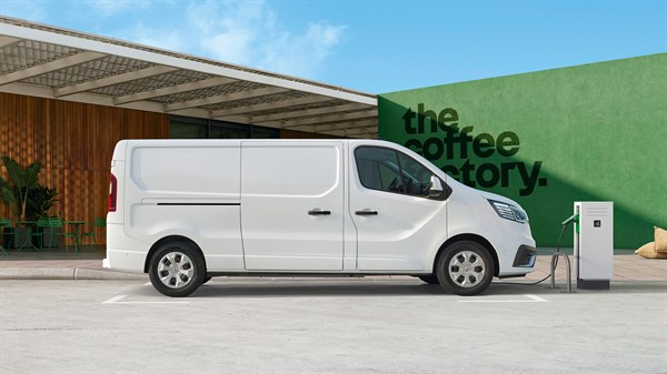 Renault Trafic Van - driving range