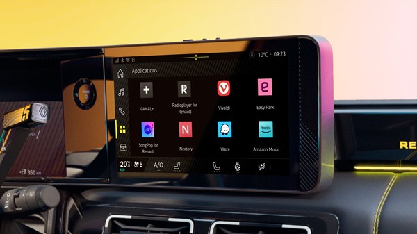 onboard apps - Renault 5 E-Tech electric