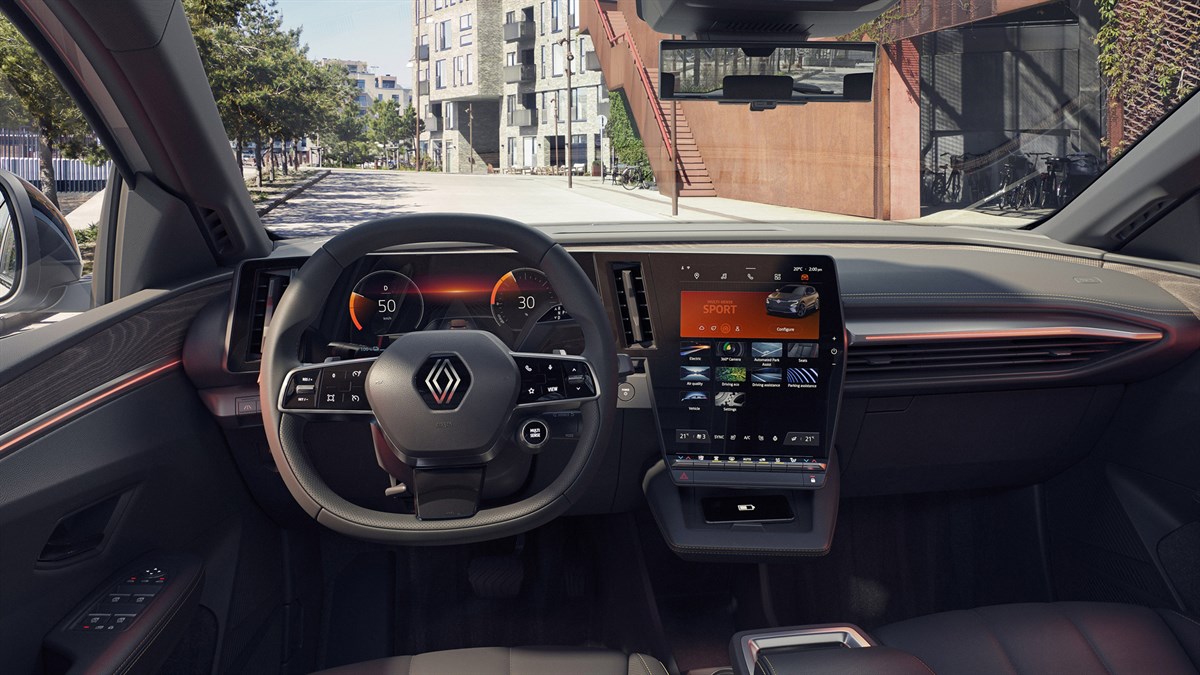 All-new Renault Megane E-Tech 100% electric - interior, dashboard, multimedia screen